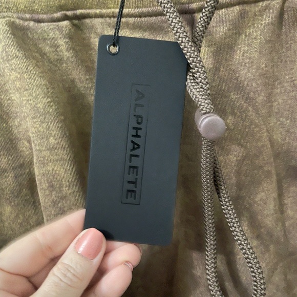 NWT Alphalete Men’s Joggers size Small - B10 - Picture 3 of 4